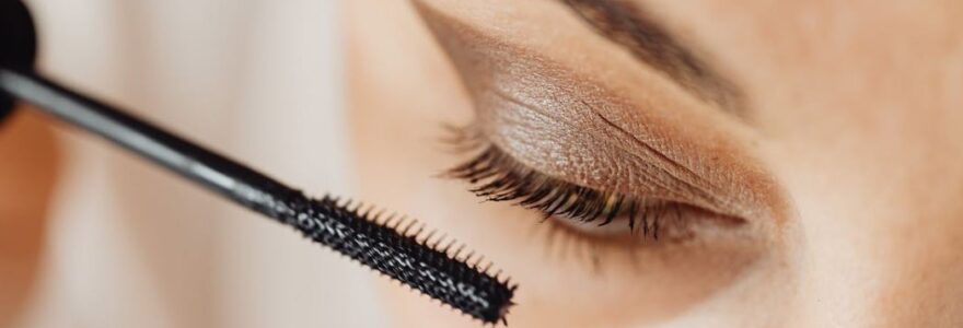 comment enlever du mascara waterproof