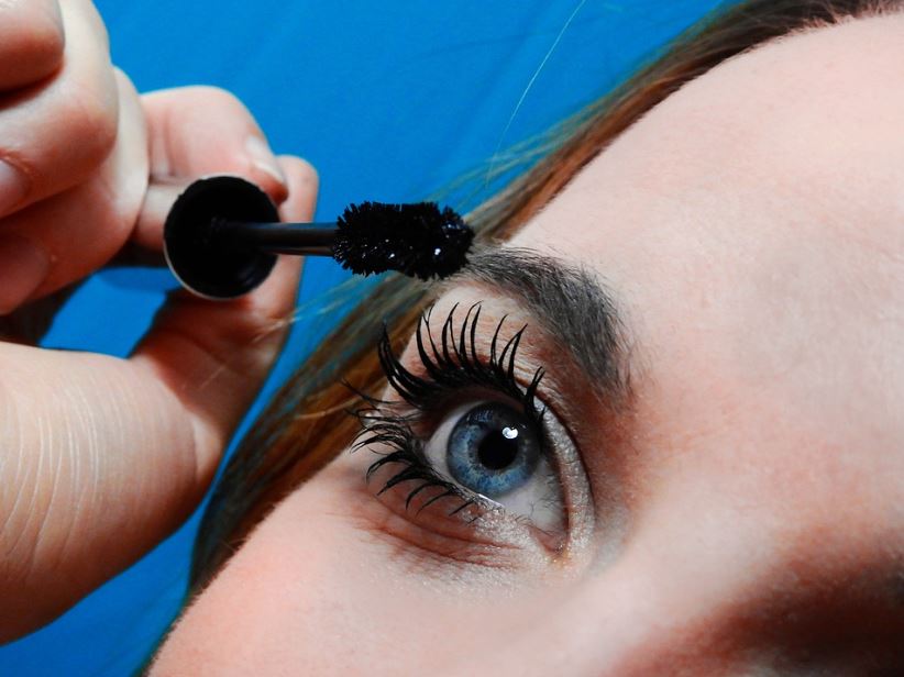 retirer mascara waterproof